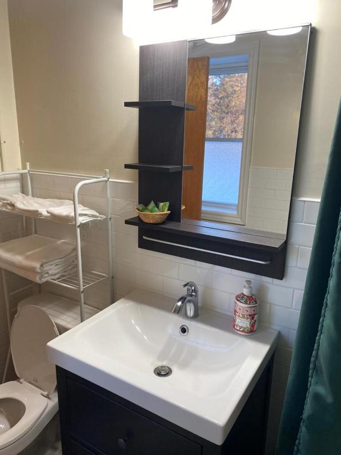 Huron Sands Motel And Restaurant Providence Bay 외부 사진