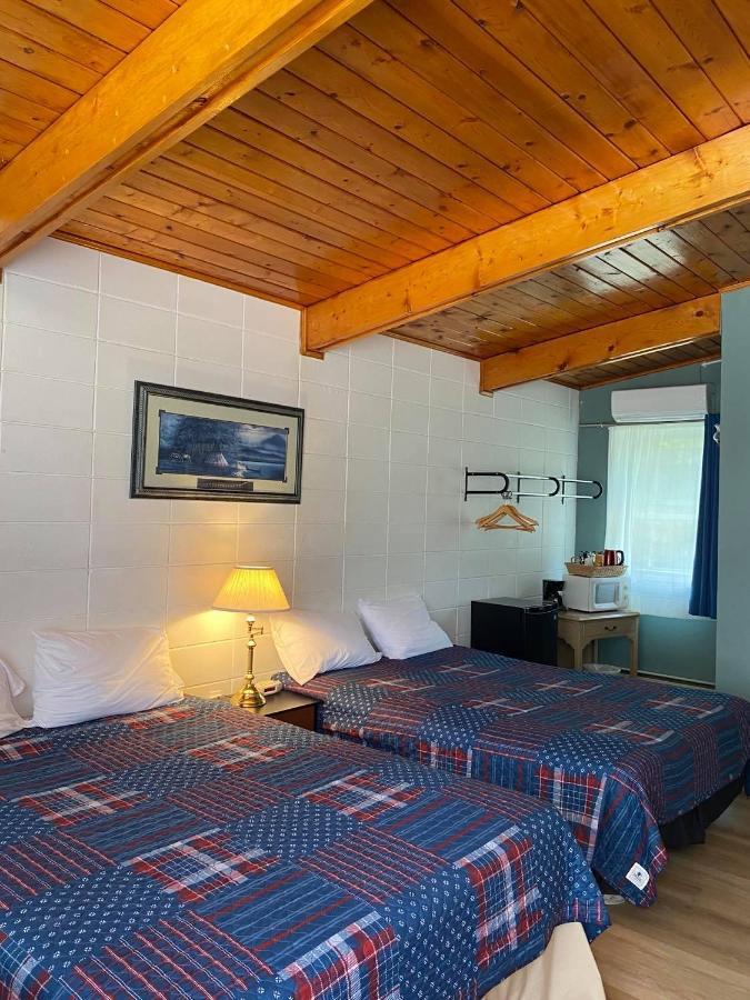 Huron Sands Motel And Restaurant Providence Bay 외부 사진