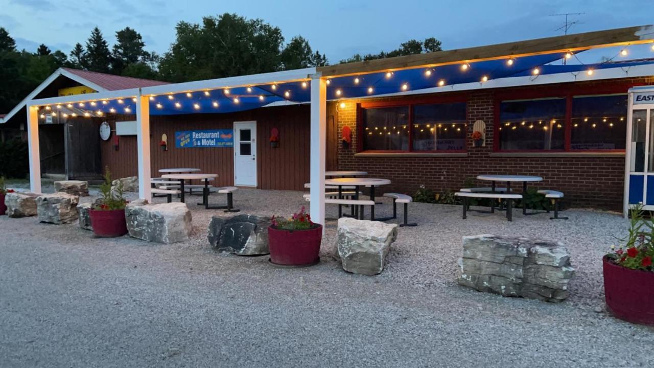 Huron Sands Motel And Restaurant Providence Bay 외부 사진
